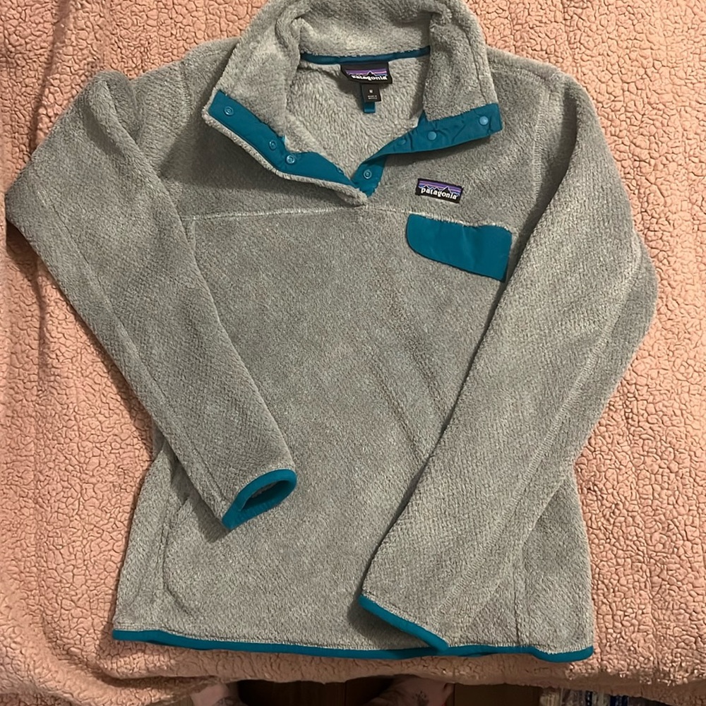 Women’s Patagonia Pullover , Like New Condition Size Medium